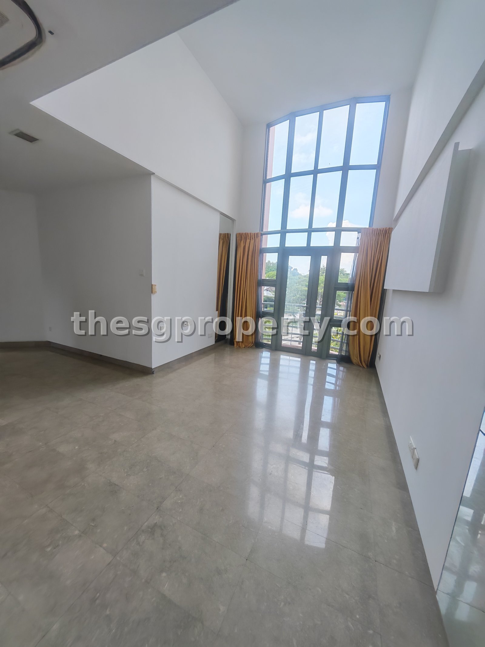 Adam Park Condo — Spacious High-Ceiling Unit photo 3